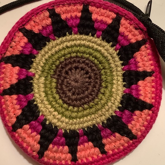 HANDMADE CROSSBODY COIN PURSE - Picture 2 of 2